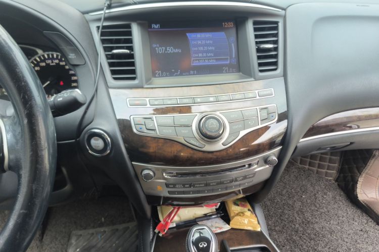 Used Infiniti QX60 2016 2.5 S/C Hybrid Two-Wheel-Drive Excellence Edition China V Standard Audio And AC Panel