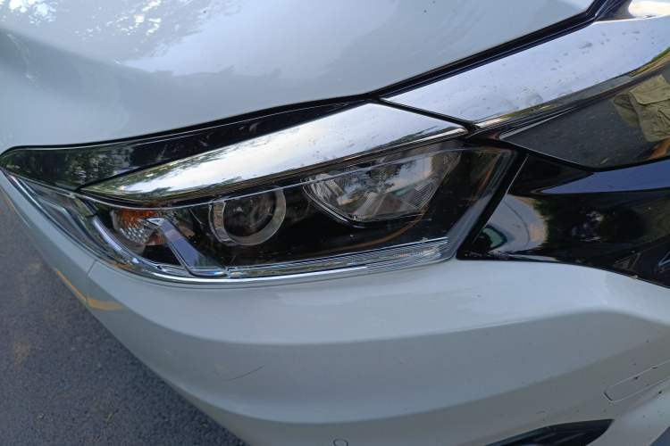 Used Honda Vezel 2022 1.5L CVT Phantom Night Pioneer Edition
