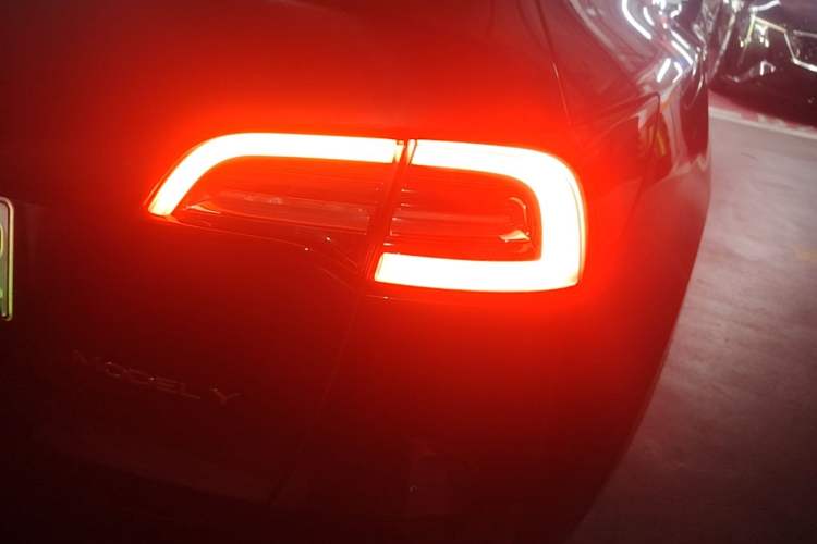 Used Tesla Model Y 2024 Rear-Wheel-Drive Version