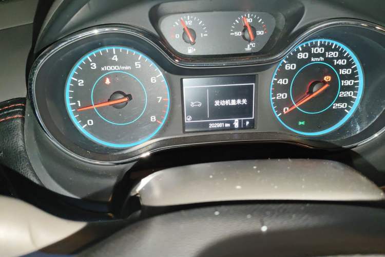 Used Chevrolet Cruze 2015 1.5L Automatic Fashion Navigation Edition