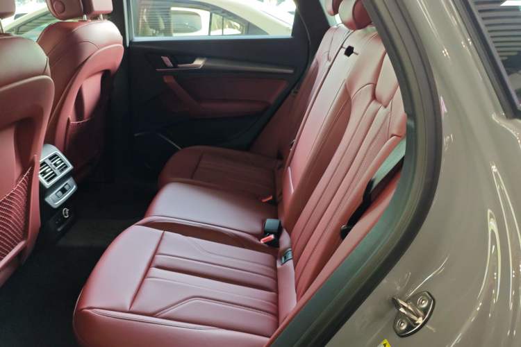 Used Audi Q5L 2025 quattro 45th Anniversary Edition 40 TFSI Luxury Dynamic Model