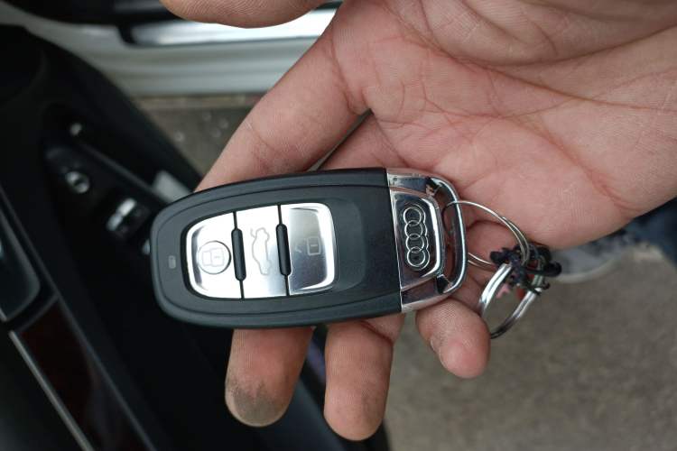 Used Audi A4L 2015 35 TFSI Automatic Comfort Model
