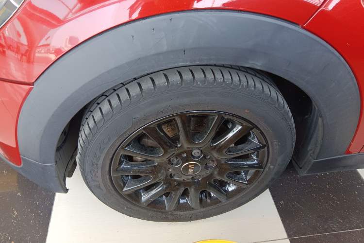 Used MINI 2016 1.5T COOPER Left Front Wheel Hub