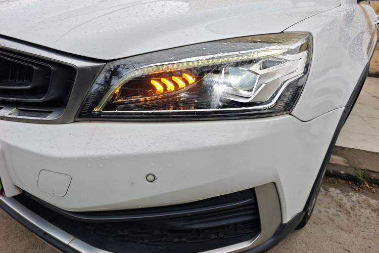 Used Geely Auto Vision S1 2018 1.4T CVT Fēngruì Model
