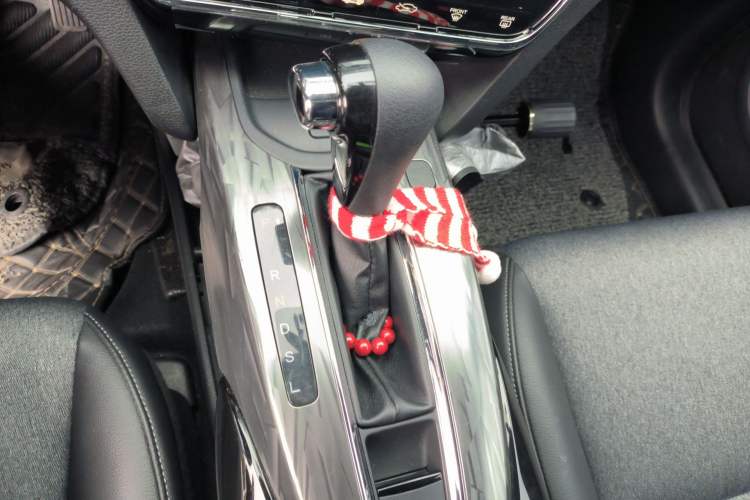 Used Honda XR-V 2022 220TURBO CVT Obsidian Edition Gear Lever