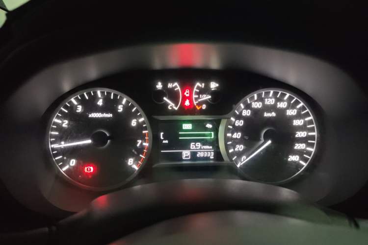 Used Nissan Lannia 2019 1.6L CVT Cool Edition China V Standard Instrument Cluster