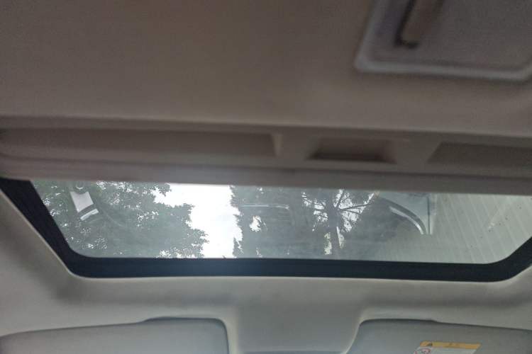 Used Buick Encore 2015 1.4T Automatic Two-Wheel Drive Urban Elite Version