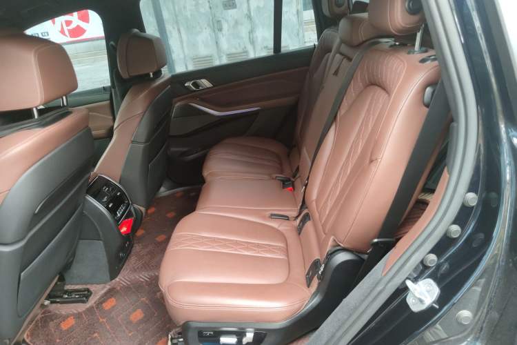 Used BMW X7 2019 xDrive40i Luxury M Sport Package