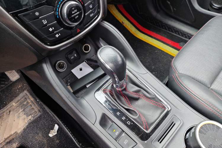 Used Changan CS75 2014 1.8T Automatic Elite Version China V Standard