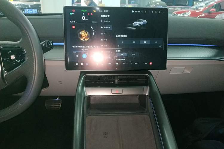 Used ARCFOX Alpha S5 2024 560MAX 185kW
