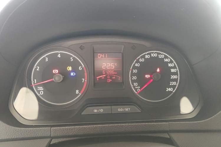 Used Volkswagen Jetta 2019 Dream Edition 1.5L Manual Fashion Version
