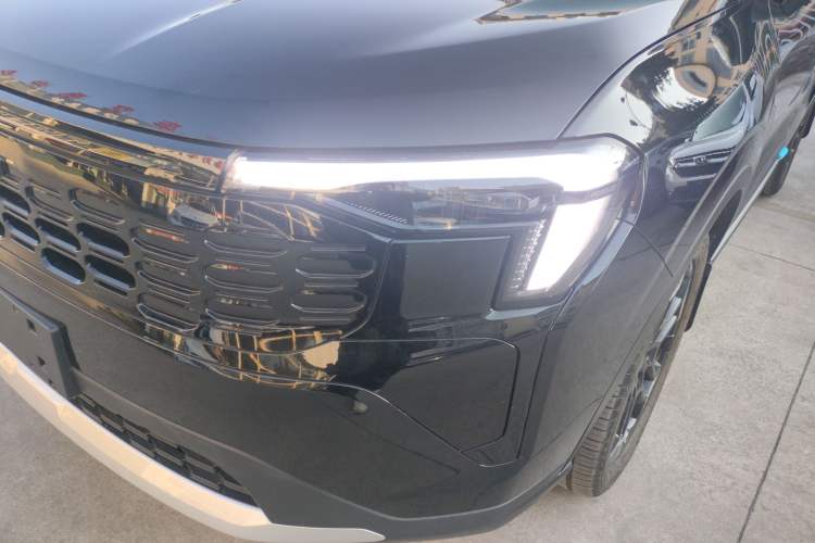 Used Ford Equator Sport 2025 EcoBoost 170 Platinum Edition