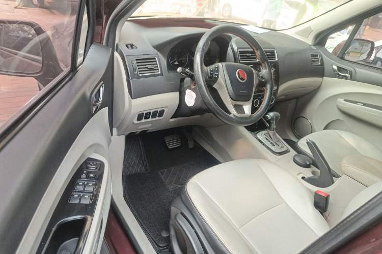 Used FORTHING Joyear XV 2015 1.6L CVT Luxury Model
