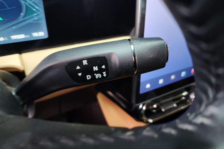 Used Leapmotor C11 2024 Range-Extended 300 Luxury Edition