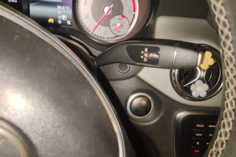 Used Mercedes-Benz GLA 2015 GLA 200 Fashion Model