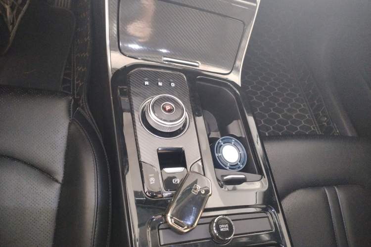 Used Kia K5 2020 270T CVVD Luxury Edition Gear Lever