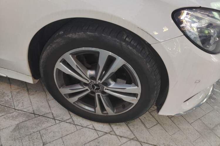 Used Mercedes-Benz C-Class 2017 Facelift C 200 L Sport Edition