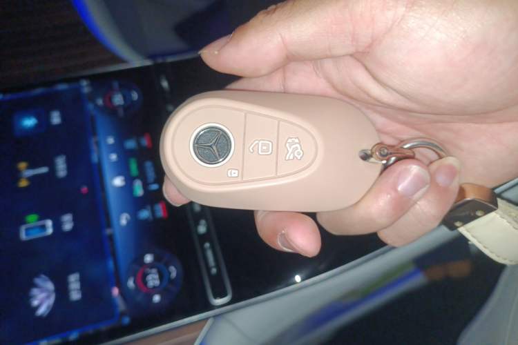 Used Mercedes-Benz EQE SUV 2023 350 4MATIC Luxury Edition Vehicle Key