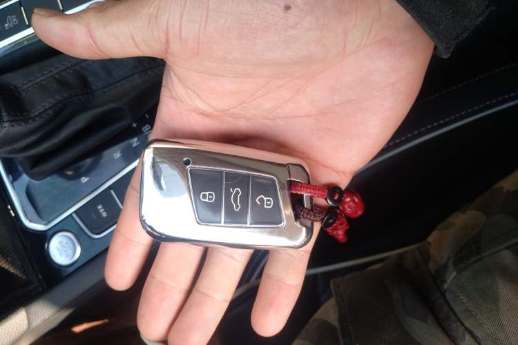 Used Volkswagen Magotan GTE Plug-in Hybrid 2022 GTE Luxury Model Vehicle Key