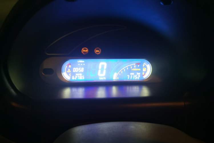 Used Chery QQ3 2012 Fashion Edition 1.0L Manual Champion Version Instrument Cluster