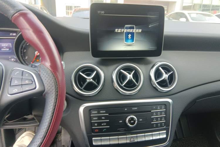 Used Mercedes-Benz GLA 2017 GLA 220 4MATIC Fashion Model