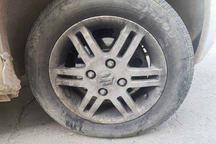 Used Suzuki Wagon R 2015 1.0L Manual Utility Model Right Front Wheel Hub