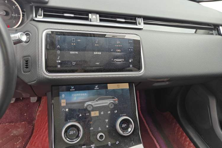 Used Land Rover Range Velar 2022 250 PS Audio And AC Panel