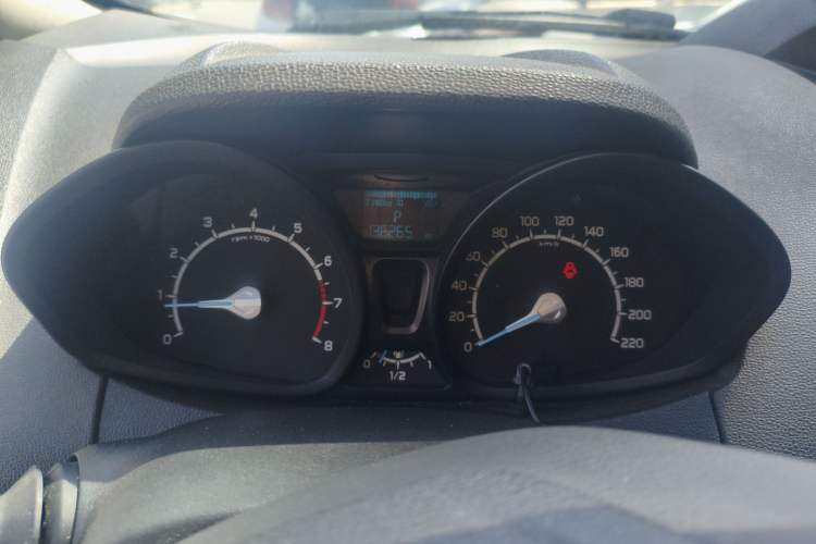 Used Ford EcoSport 2013 1.5L Automatic Fashion Model