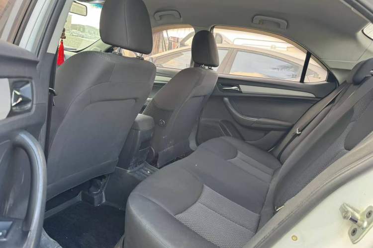 Used Roewe 360 2016 1.5L Manual Smart Screen Version