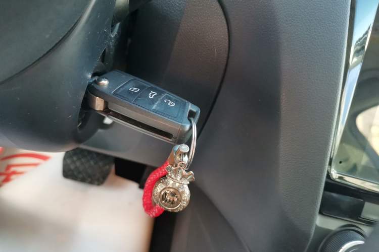 Used Skoda Octavia 2019 1.5L Automatic Smart Drive Luxury Edition China VI Standard