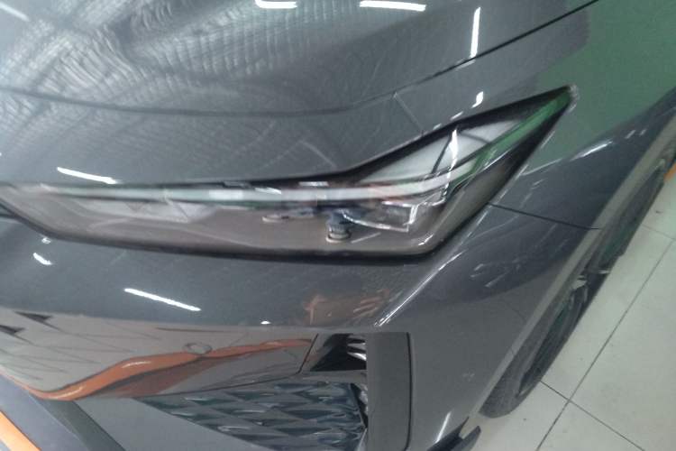 Used Changan UNI-V 2024 1.5T Prestige Sport Edition