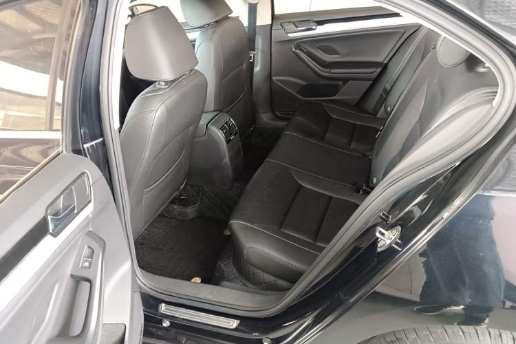 Used Volkswagen Sagitar 2018 280TSI DSG Comfort Model
