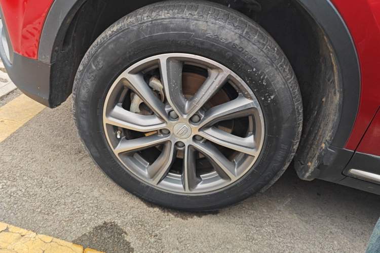 Used Geely Auto Emgrand X7 Sport 2018 1.8TD Automatic Two-Wheel Drive Smart Connect 4G Internet Edition