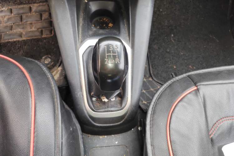 Used Peugeot 301 2016 1.6L Manual Comfort Edition