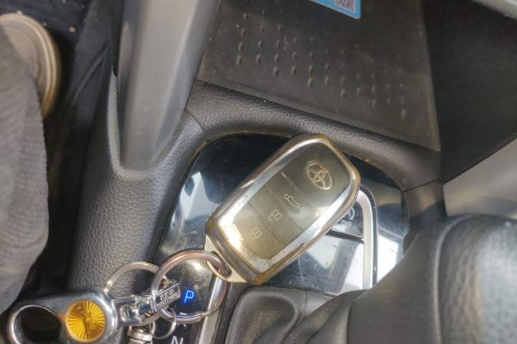 Used Toyota FRONTLANDER 2022 2.0L CVT Luxury PLUS Edition
