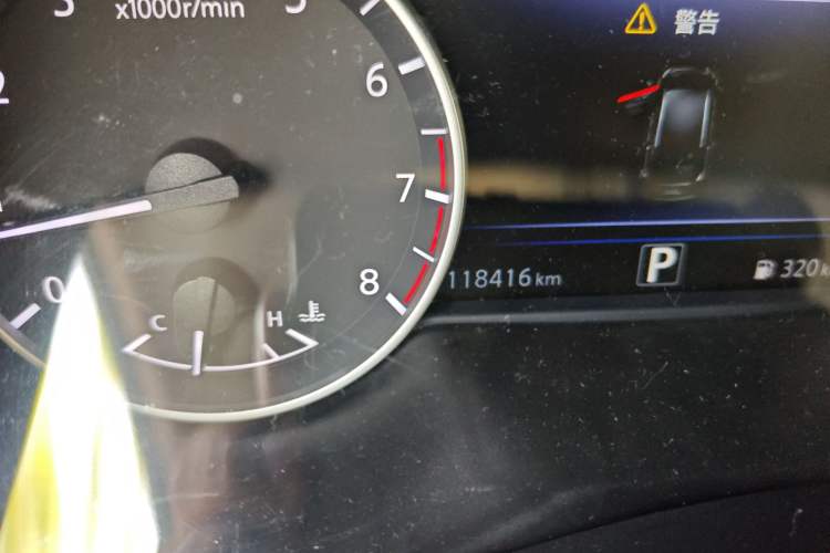 Used Nissan Murano 2015 2.5L XL Two-Wheel Drive Smart Edition Odometer Close Up