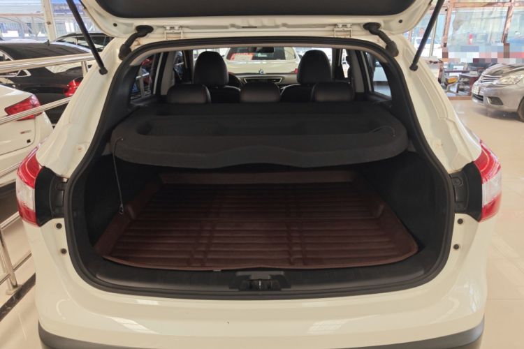 Used Nissan Qashqai 2017 2.0L CVT Smart Enjoyment Version China V Standard
