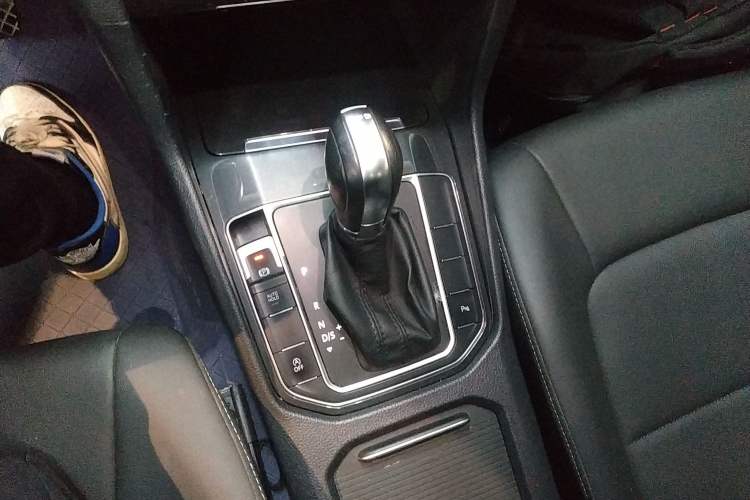 Used Volkswagen Golf Sportsvan 2019 280TSI Automatic Trendy Model China VI Standard