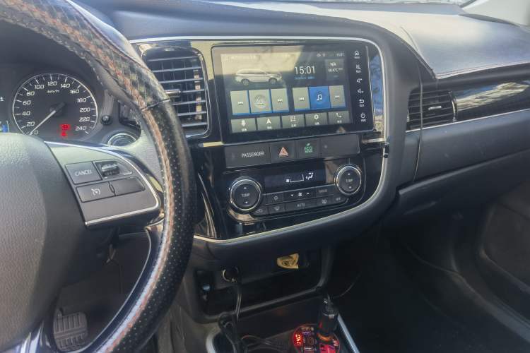 Used Mitsubishi Outlander 2021 2.0L Two-Wheel Drive Comfort Edition 5 Seats
