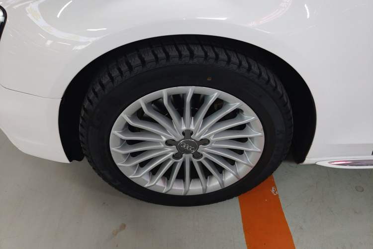 Used Audi A4L 2016 35 TFSI Collection Edition S line Comfort Model
