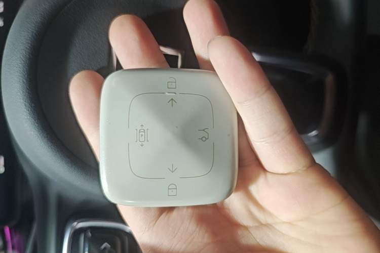 Used Zeekr 7X 2025 100 kWh Long-Range Rear-Wheel Drive with Intelligent Driving Features Interior 1