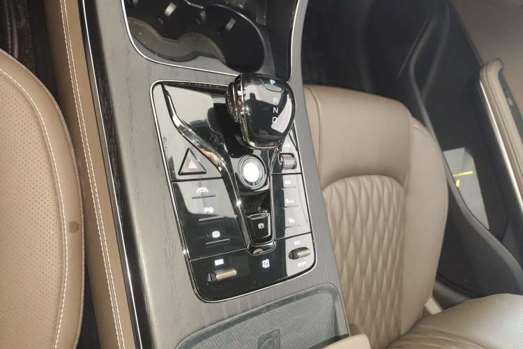 Used BYD Han 2020 EV Four-Wheel Drive High-Performance Flagship Model
