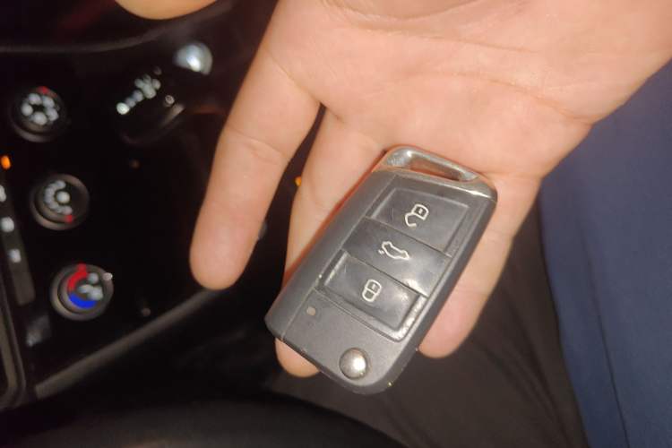 Used Volkswagen Sagitar 2021 200TSI DSG Comfort Connect Edition Vehicle Key