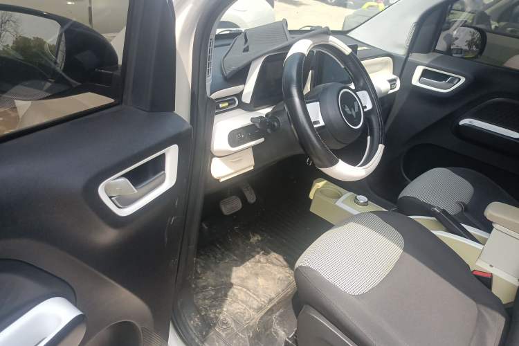 Used Wuling Hongguang MINIEV 2024 3rd Generation 215km Advanced Version Driver Seat