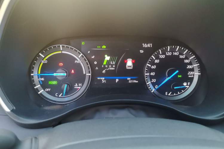 Used Toyota Highlander 2023 2.5L Smart Electric Hybrid Dual-Drive Elite Version 7 Seats