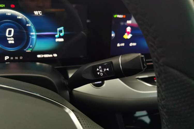 Used ARCFOX Alpha S 2023 525 Forest Edition 175kW
