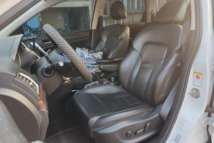 Used Haval H6 2015 Sport Edition 1.5T Manual Two-Wheel Drive Elite Model Left Front Seat