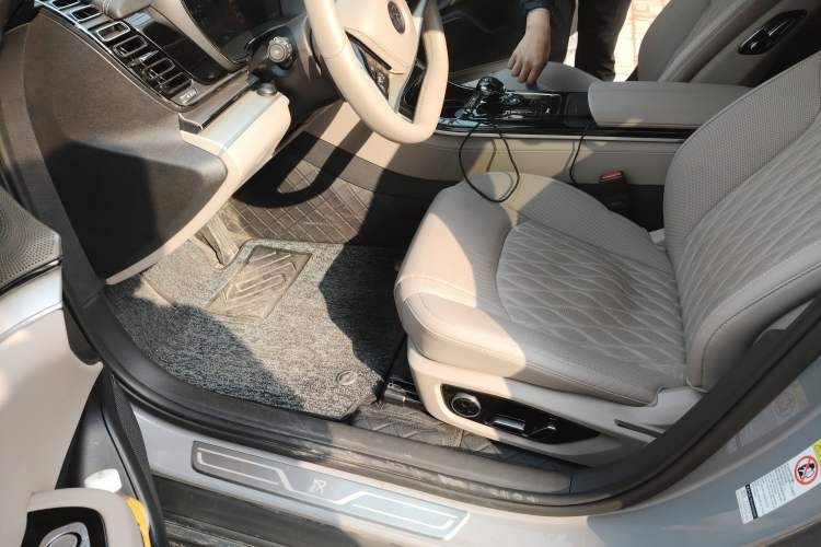 Used BYD Han 2025 EV Intelligent Driving Edition 605KM Prestige Model