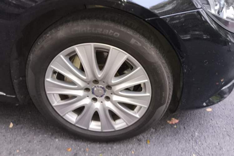 Used Mercedes-Benz S-Class 2016 S 320 L Business Model Right Front Wheel Hub