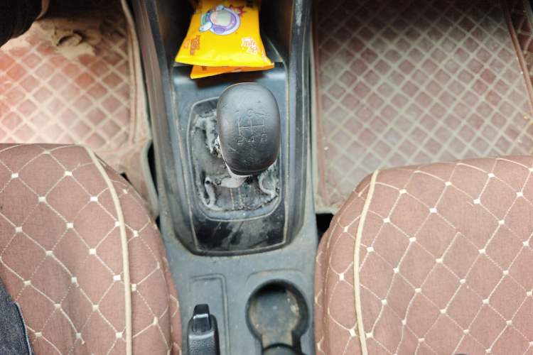 Used Baojun 310 2016 1.2L manual Comfort trim level